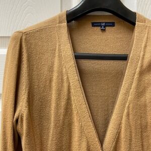 Gap Women's Size Medium Ribbon Trim Long Cardigan Beige Cozy Pockets‎ Belt Loops